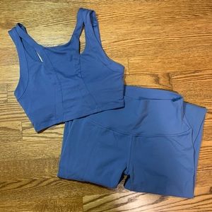 ALO yoga SET high-waist legging and crop top in blue